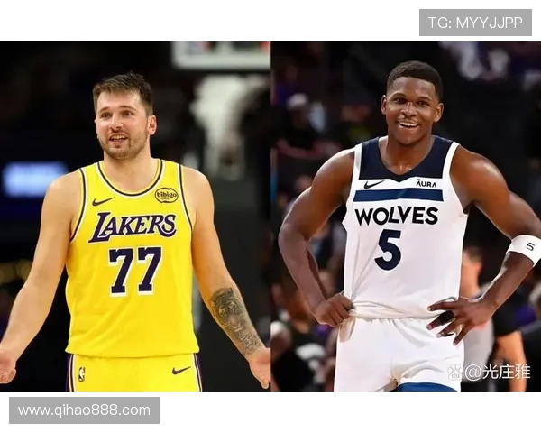 爱德华兹首节火力全开9投6中砍下14分2板3助与东契奇展开激烈对决